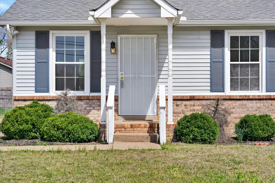 402 Woodale Dr, Clarksville, TN 37042 - #3