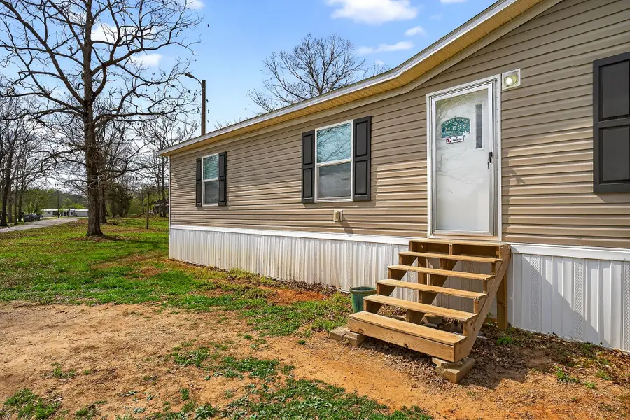 550 Center Point Acres N, Walling, TN 38587 - #3