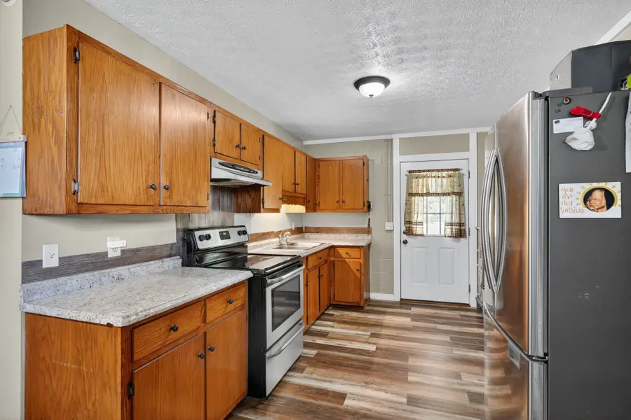 462 Owens Rd, Lafayette, TN 37083 - #2