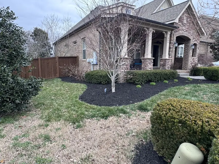409 Valley Spring Dr, Mount Juliet, TN 37122 - #2