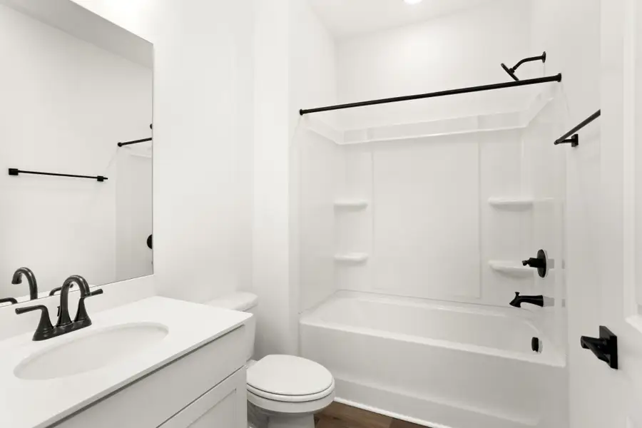 1554 Oak Springs Dr, Columbia, TN 38401 - #3