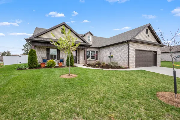 98 Pinnacle Point Ln, Tullahoma, TN 37388