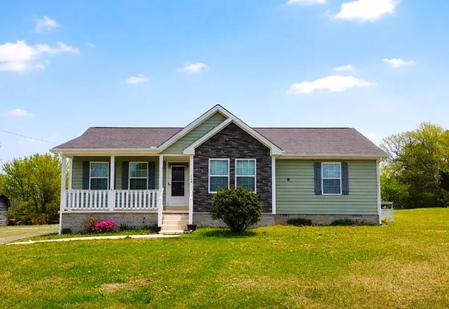 1134 Old Charlotte Rd, White Bluff, TN 37187 - #1