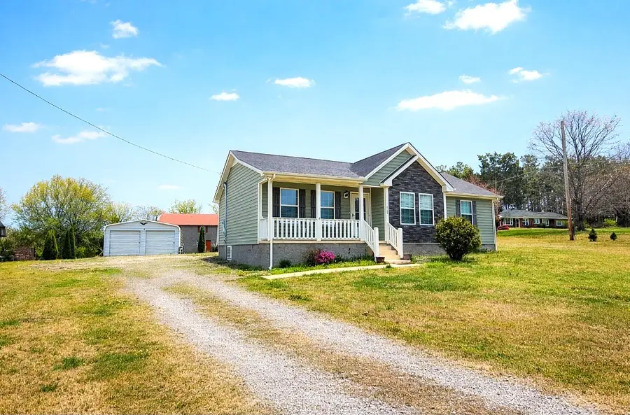 1134 Old Charlotte Rd, White Bluff, TN 37187 - #2