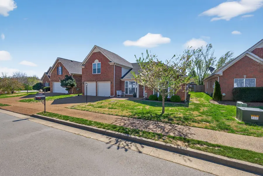 1105 Harpeth Mill Ct, Nashville, TN 37221 - #3