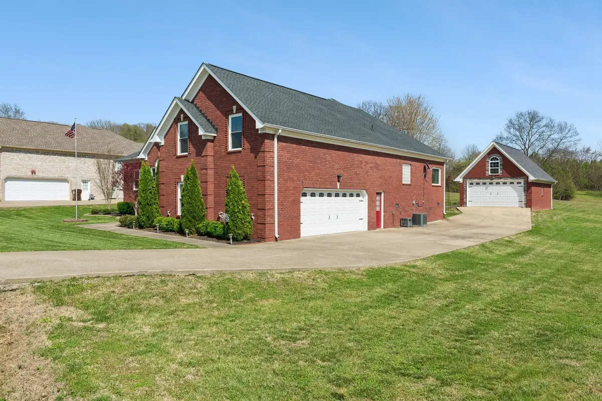 1035 Bending Chestnut Dr, Lebanon, TN 37087 - #1