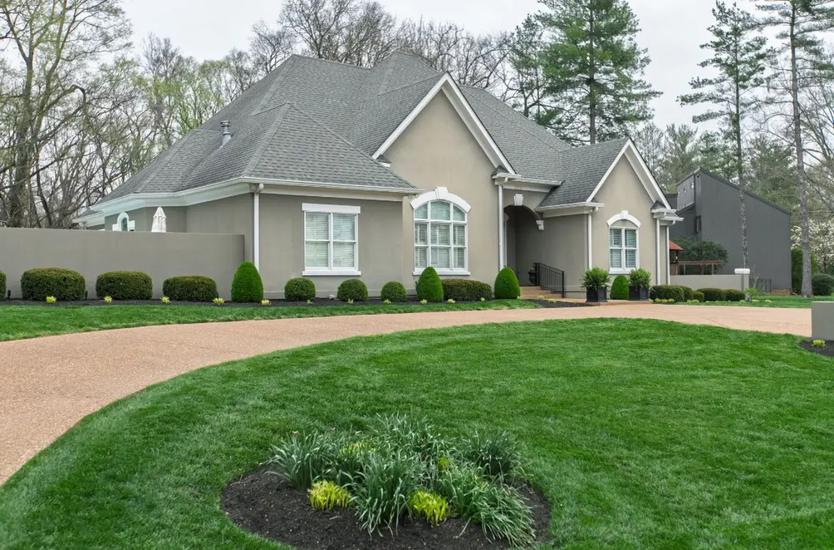 203 Kippsford Pond Rd, Columbia, TN 38401 - #1