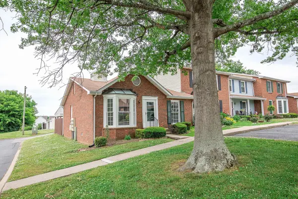 1532 Lewis Rd, Madison, TN 37115