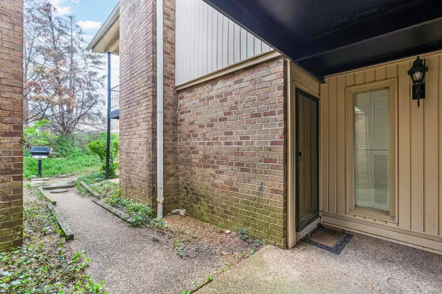 2116 Hobbs Rd #N3, Nashville, TN 37215 - #2