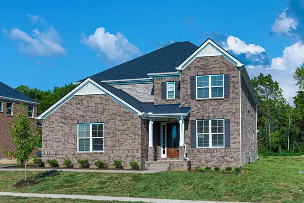 5032 Ozment Dr, Nolensville, TN 37135