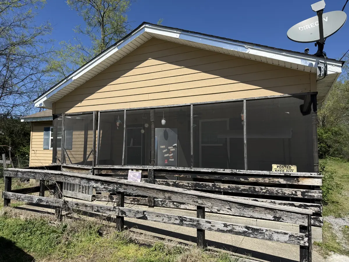 303 Cainsville Rd, Lebanon, TN 37087 - #1