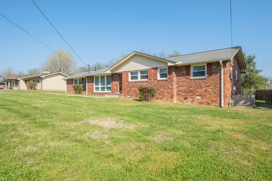 141 Hickory Heights Dr, Hendersonville, TN 37075 - #2