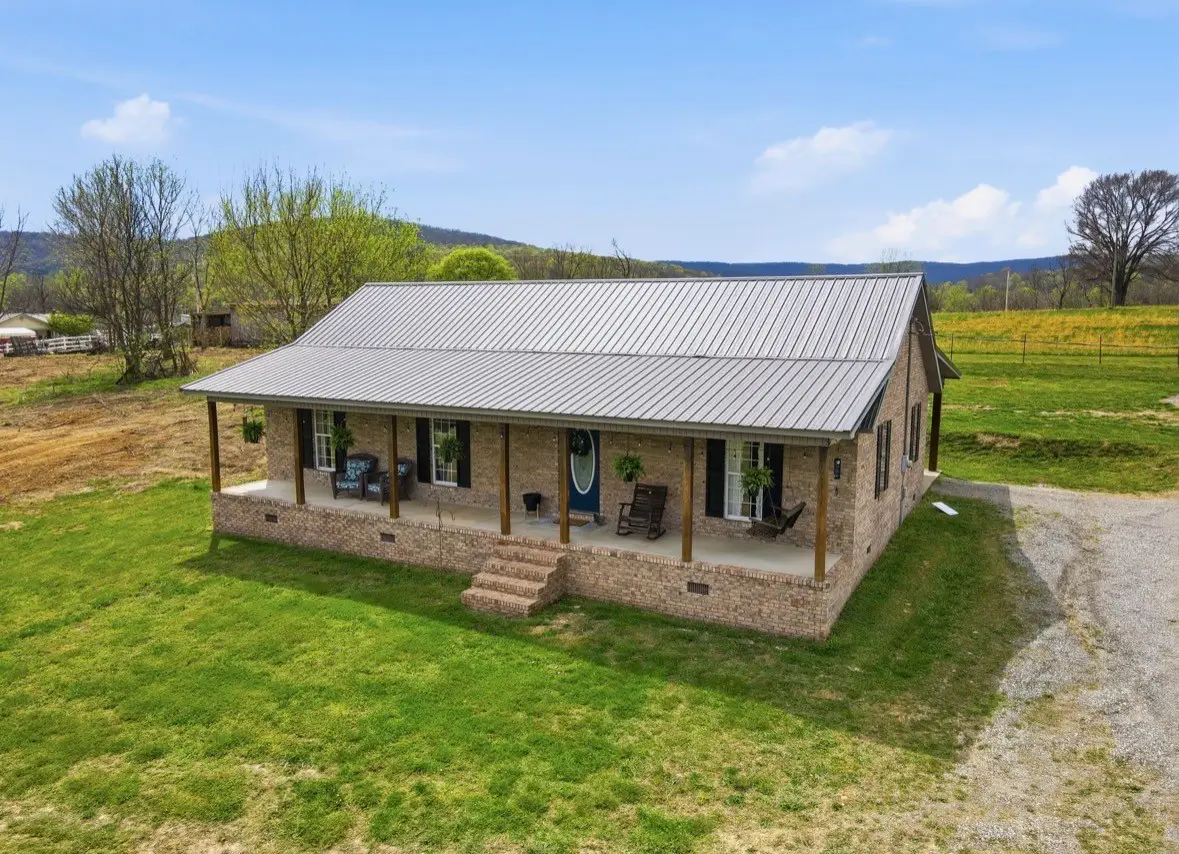 138 Poplar View Ln, Huntland, TN 37345 - #1