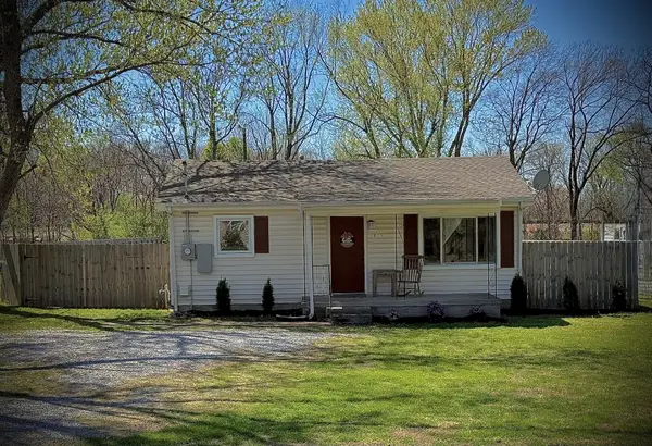 2860 Old Greenbrier Pike, Greenbrier, TN 37073