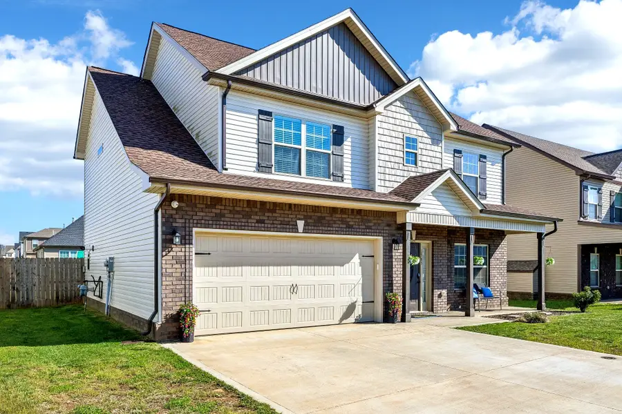 1565 Kestrel Dr, Clarksville, TN 37040 - #3