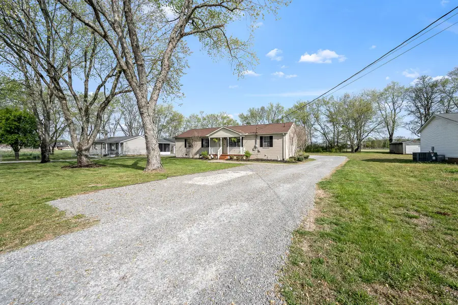 210 Sunset St, Unionville, TN 37180 - #3