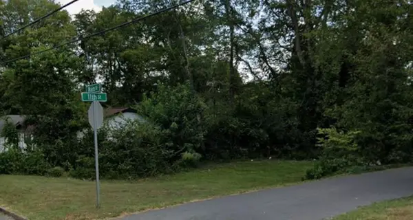 1100 Main St, Clarksville, TN 37040