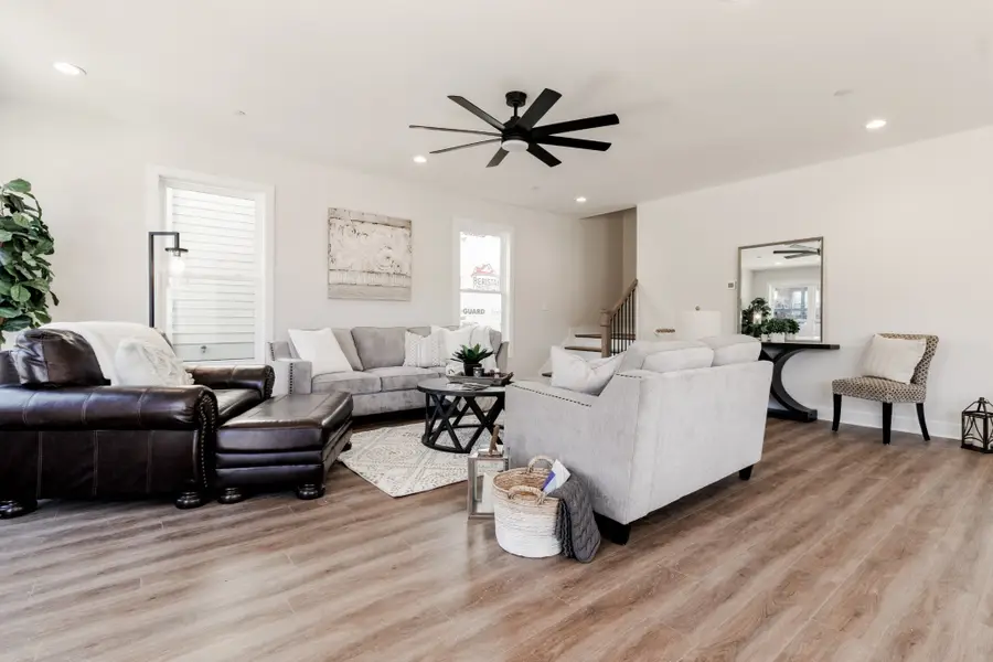 329 Augusta Ave, Pleasant View, TN 37146 - #3