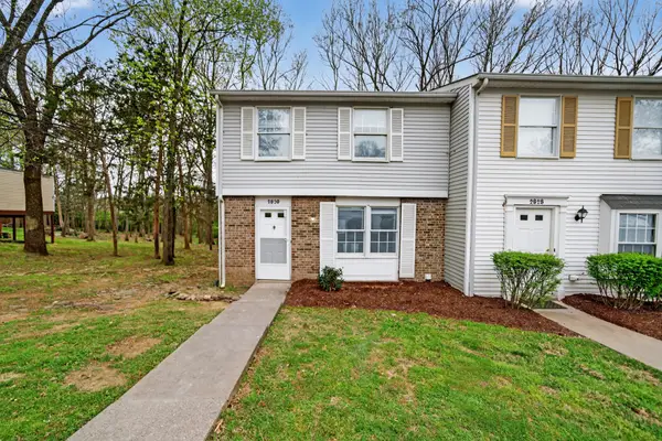 2830 Lake Forest Dr, Nashville, TN 37217