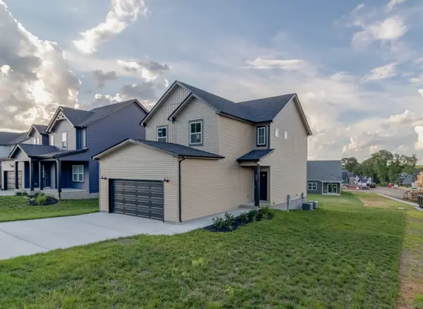 2665 Brewster Dr, Clarksville, TN 37042