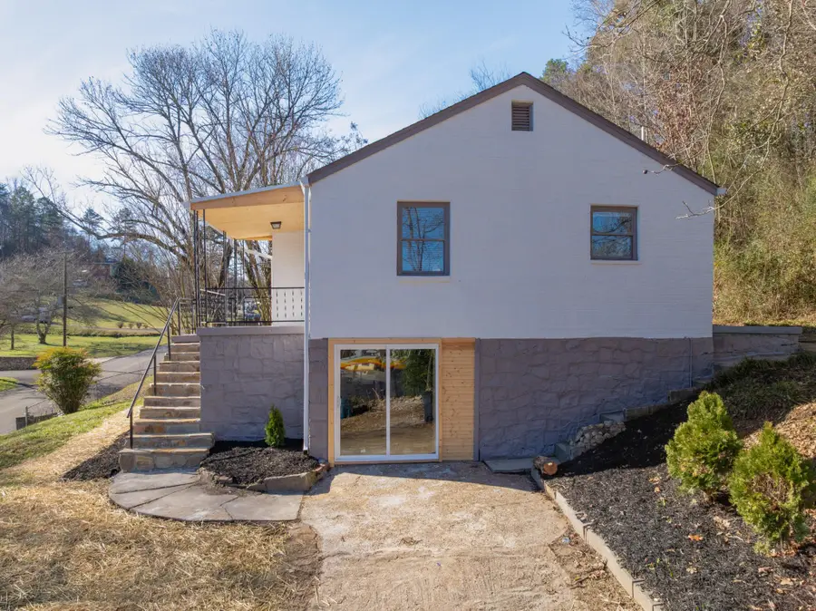 109 Hogan Road, Rossville, GA 30741 - #3