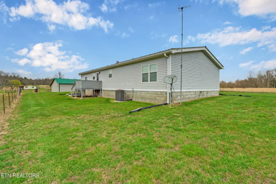 1978 Oloff Smith Rd, Allardt, TN 38504 - #3