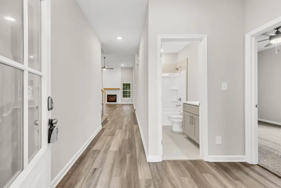 651 Marblewing Ct, Clarksville, TN 37043 - #2