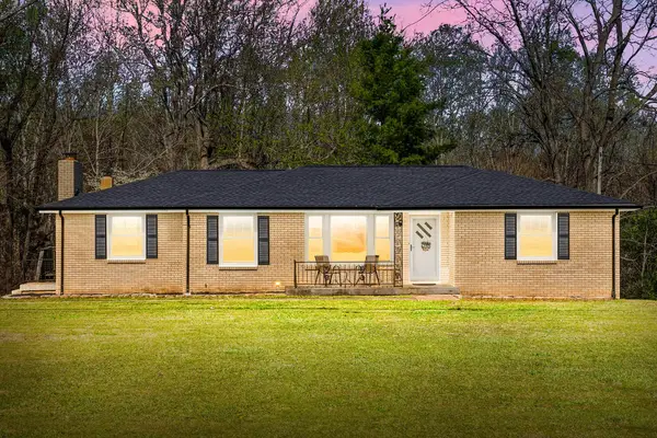 2403 Ashland City Rd, Clarksville, TN 37043