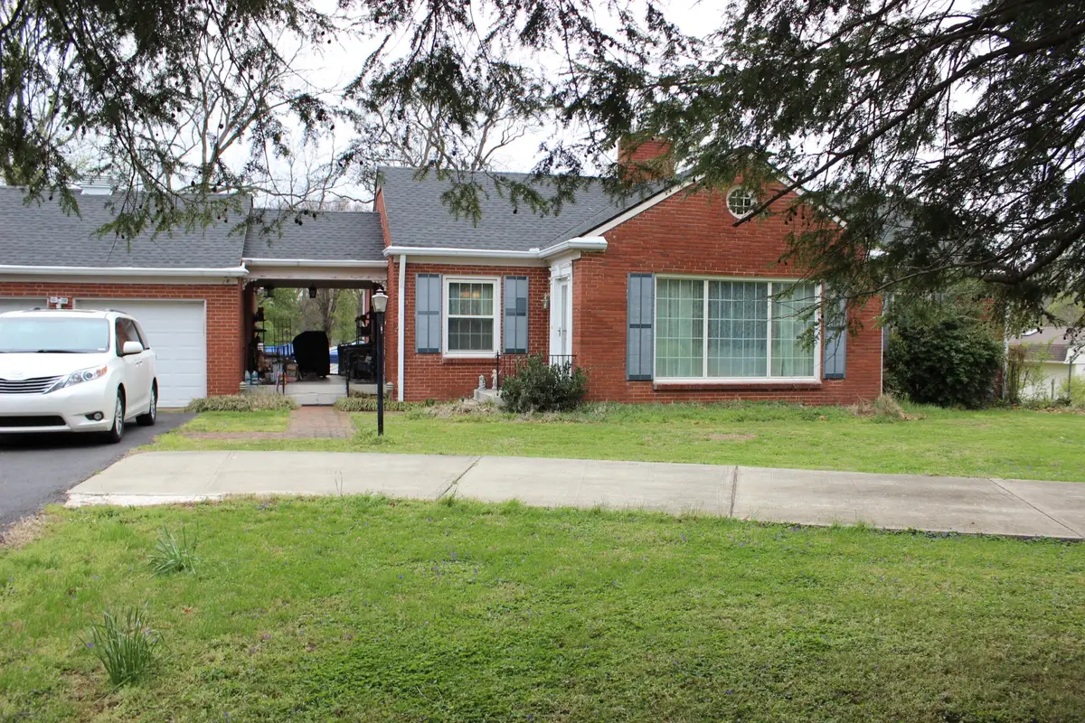 1329 Kenwood Dr, Nashville, TN 37216 - #1