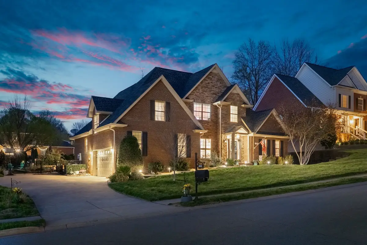 809 Brooke Valley Trce, Clarksville, TN 37043 - #1