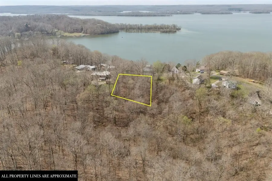 510 Big Richland Dr, Waverly, TN 37185 - #3