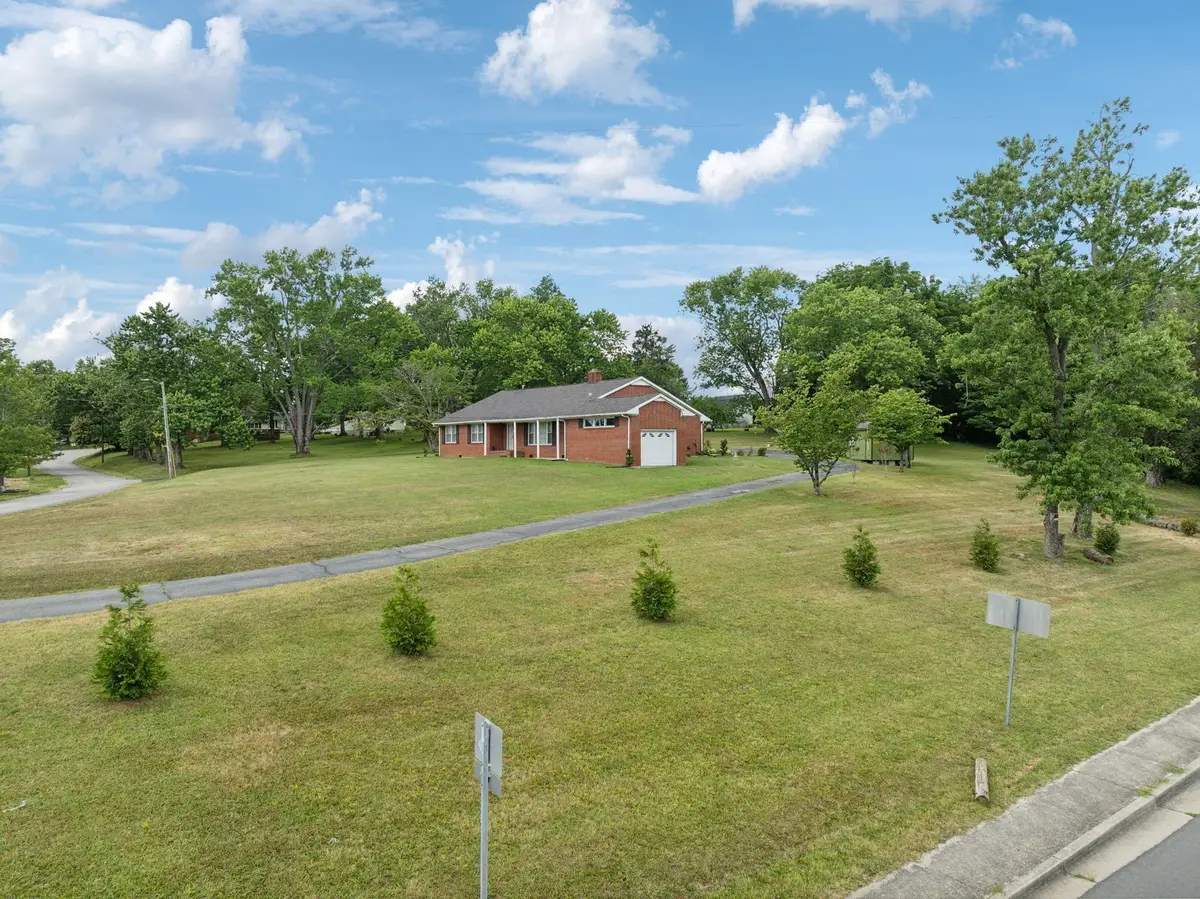 114 Calhoun St, Smithville, TN 37166 - #1
