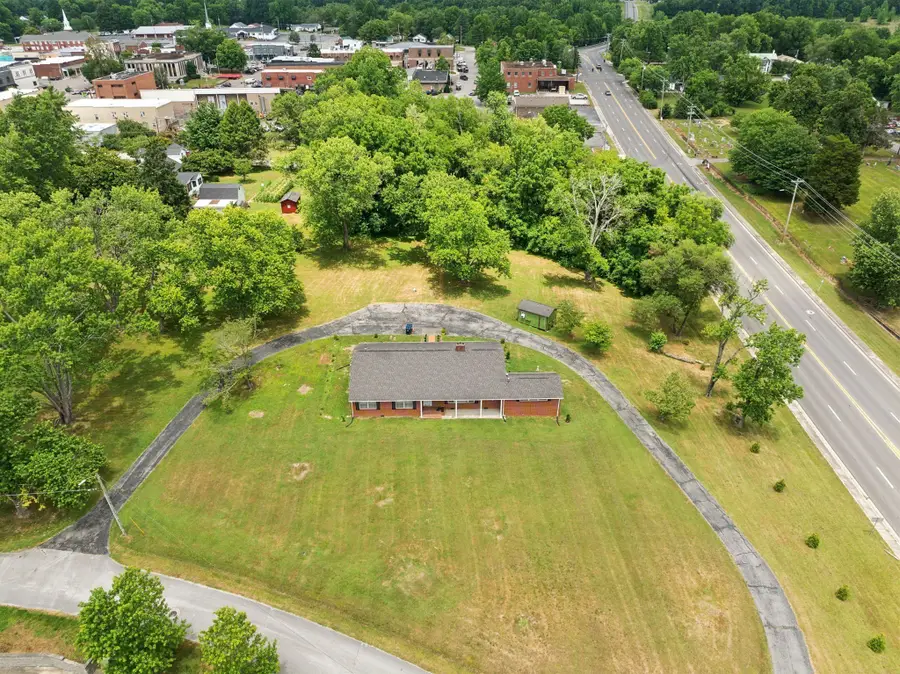 114 Calhoun St, Smithville, TN 37166 - #2