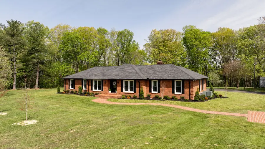 1747 Allen Ferry Rd, Smithville, TN 37166 - #3