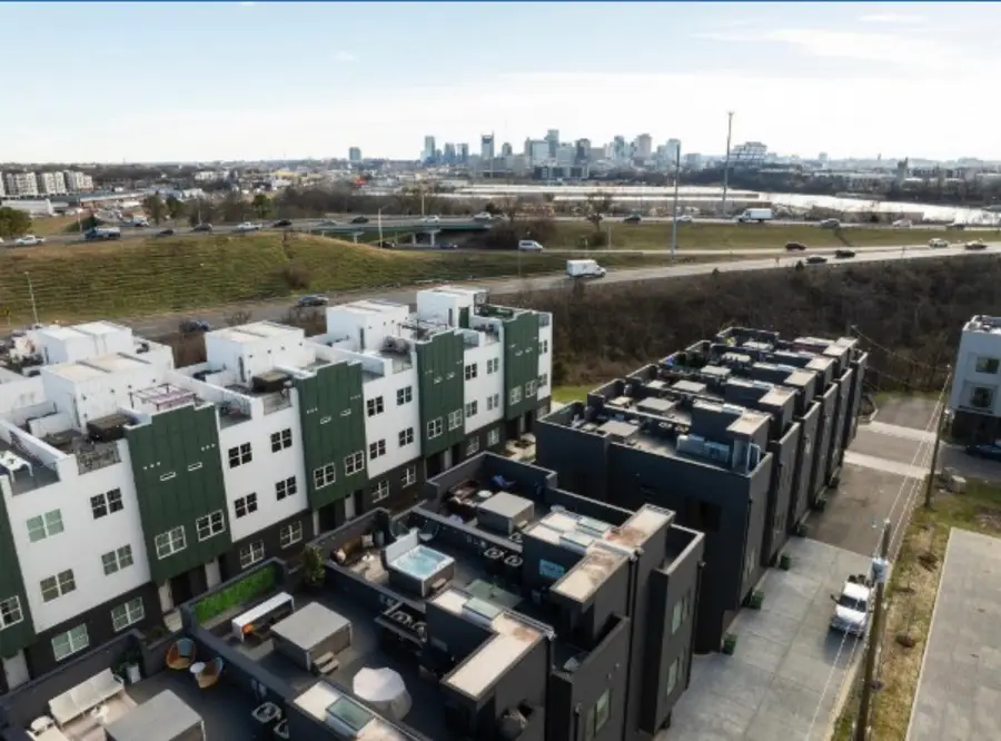 1406 Napoleon St, Nashville, TN 37207 - #2