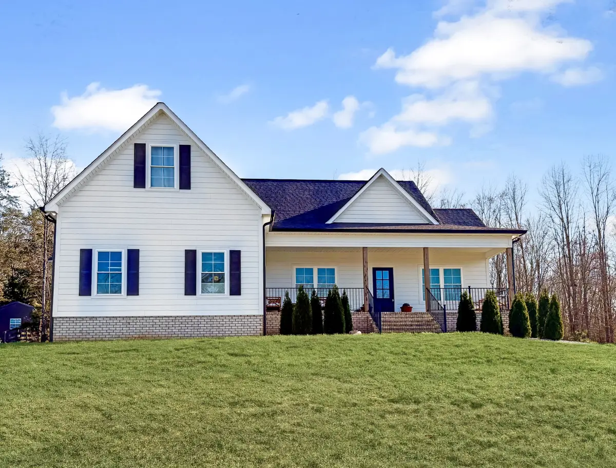 14 Hemlock Cir, Burns, TN 37029 - #1