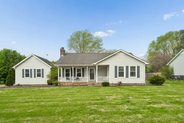 621 Greystone Dr, Lascassas, TN 37085