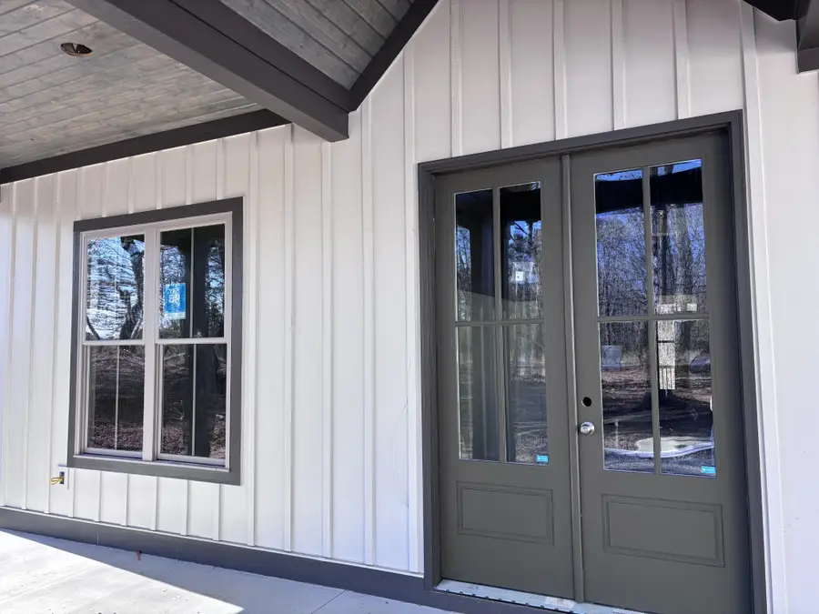 2820 Mowbray Pike, Soddy Daisy, TN 37379 - #2