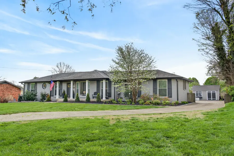 128 East Dr, Hendersonville, TN 37075 - #2