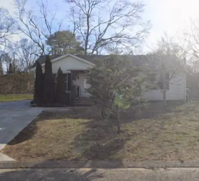 1101 N Lakeshore Dr, Murfreesboro, TN 37130 - #1