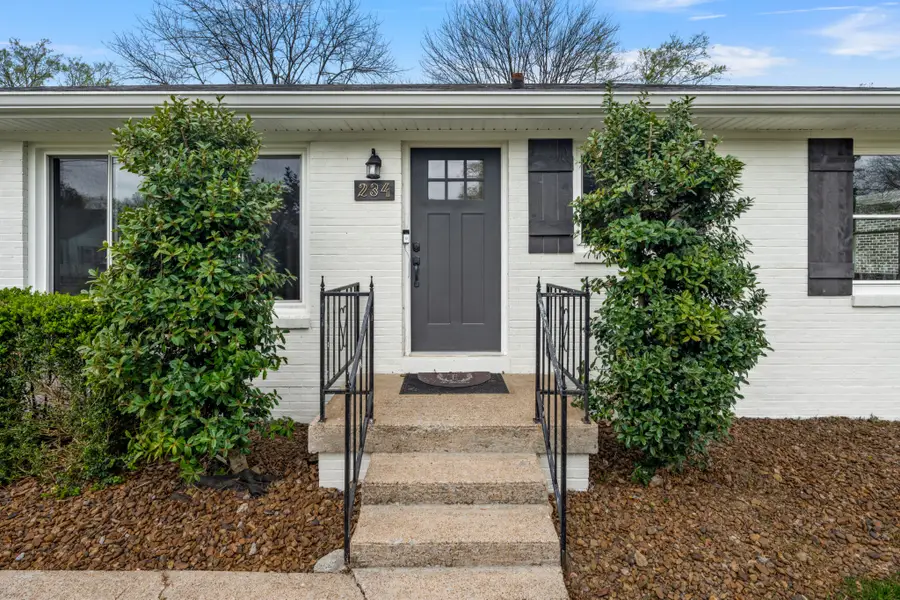 234 Pennsylvania Ave, Lebanon, TN 37087 - #2