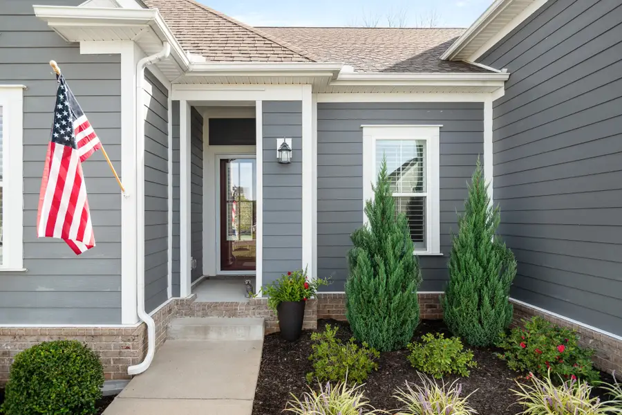 6449 Desmond Ave, Murfreesboro, TN 37128 - #3