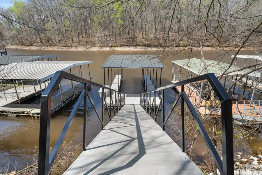 74 Maple Dr, Winchester, TN 37398 - #2