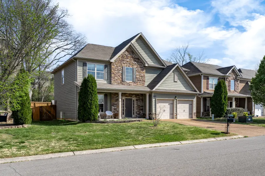 2034 Austin Dr, Spring Hill, TN 37174 - #2