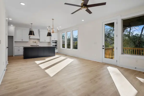 3199B Doak Ave, Nashville, TN 37218