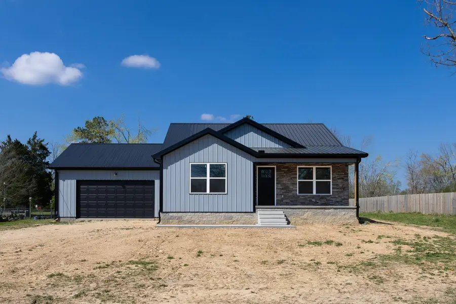 312 Kimmins St, Hohenwald, TN 38462 - #2