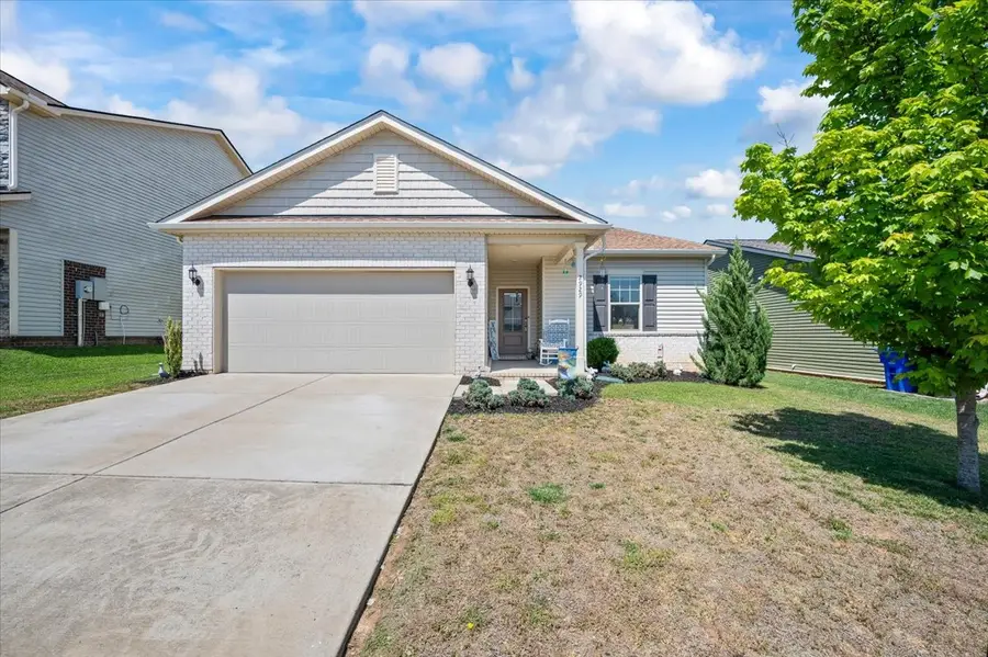 2929 Hen Brook Dr, Columbia, TN 38401 - #2