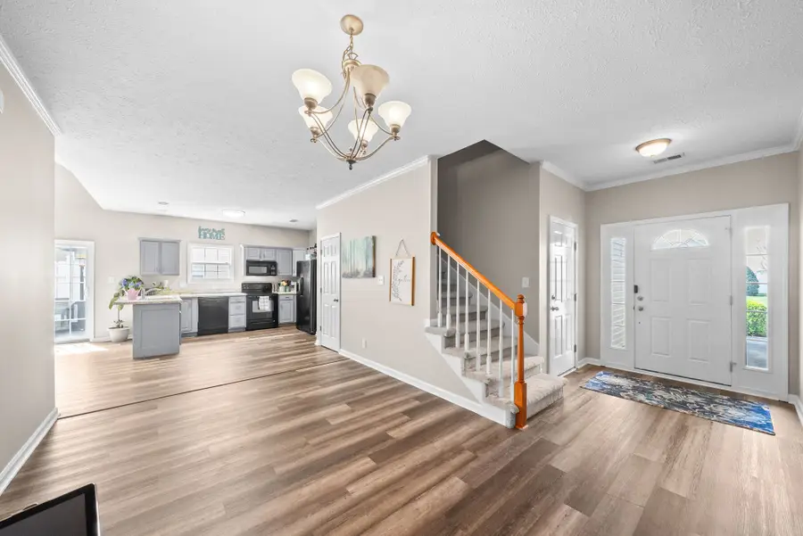 3737 Meadow Ridge Ln, Clarksville, TN 37040 - #3