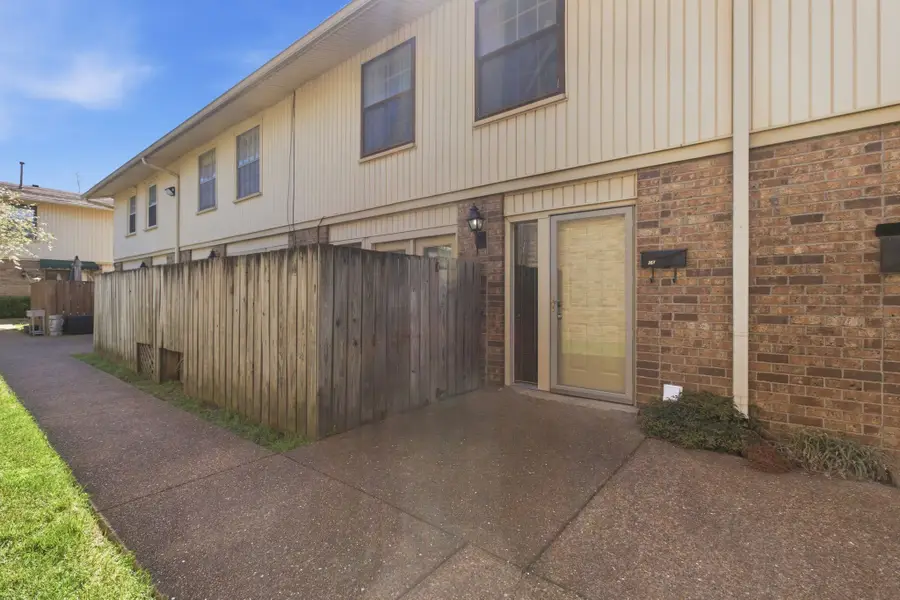 2116 Hobbs Rd #G6, Nashville, TN 37215 - #3