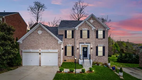 3076 Brookview Forest Dr, Nashville, TN 37211